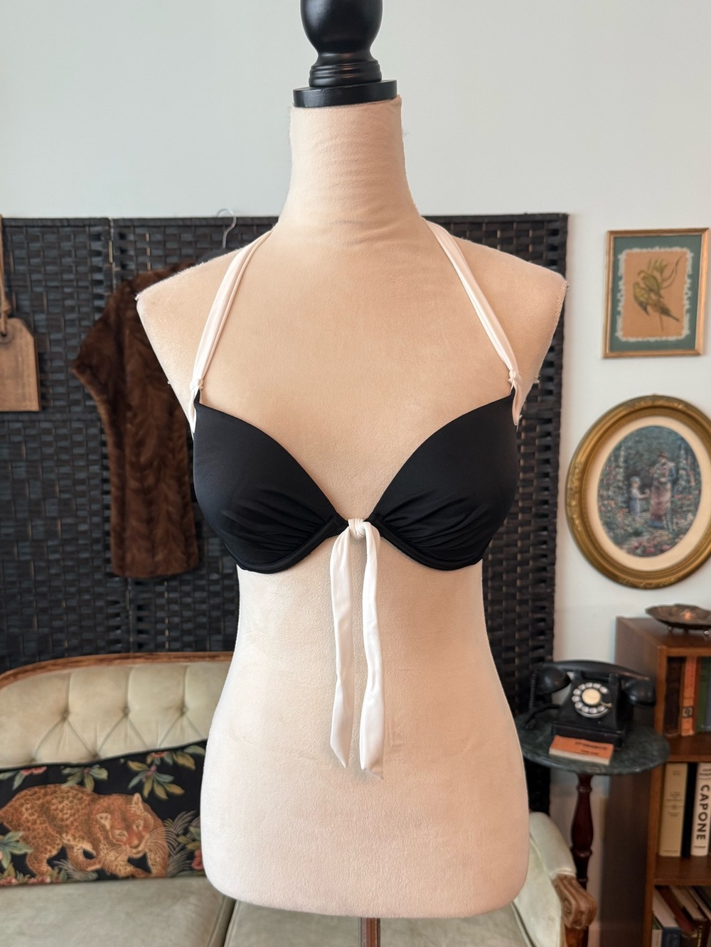 🖤 Victoria’s Secret Black & White Halter Bikini Bombshell Top 34C